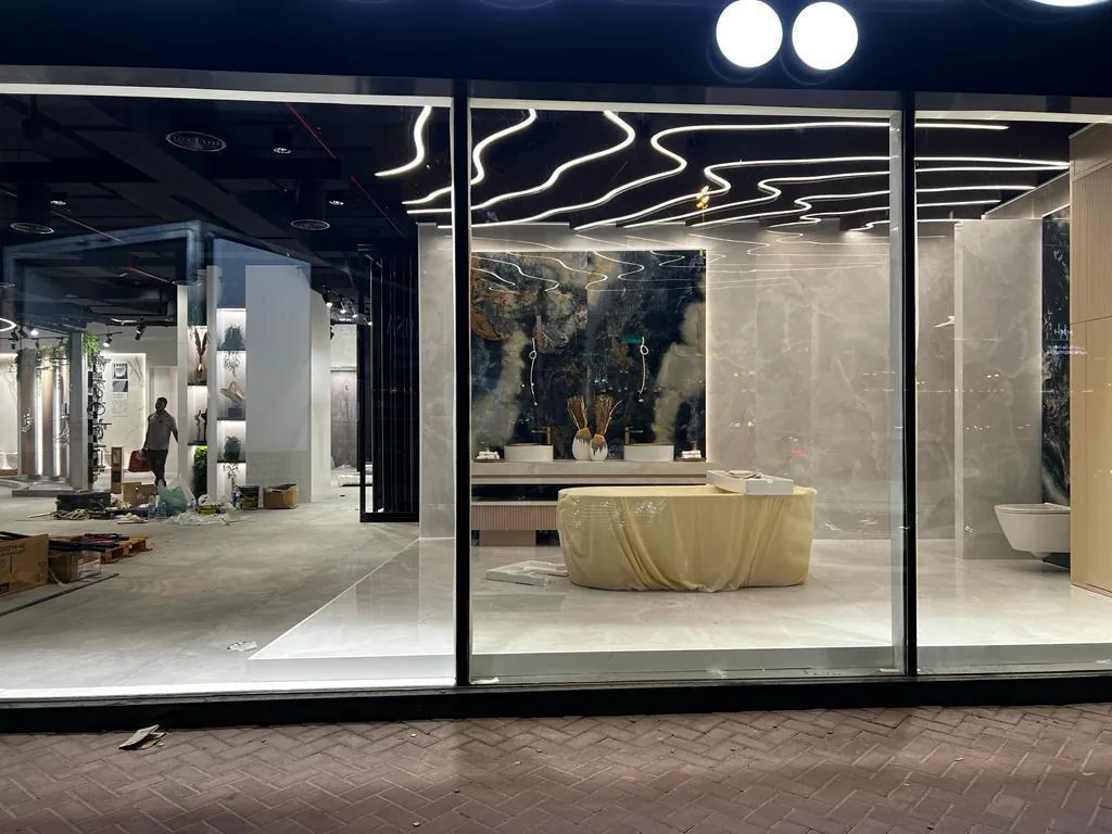 Amisa Showroom — Sheikh Zayed Road, Dubai, UAE