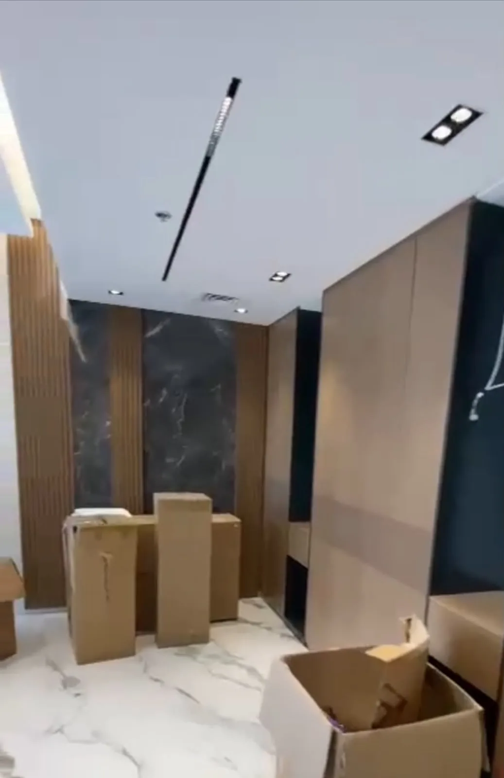 Asas Tower Residence, Sharjah — detail 5